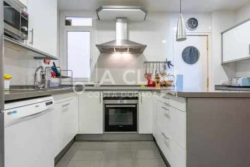 Venta de piso en Tarragona con vistas al mar  5