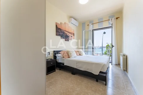 Habitación Espaciosa - Vivienda Exclusiva en Rafael Casanova Tarragona
