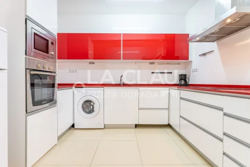 Cocina Moderna - Vivienda Exclusiva en Rafael Casanova Tarragona