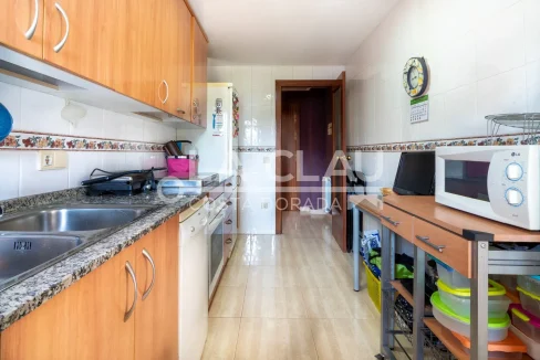 Cocina moderna y equipada en propiedad de Sant Pere i Sant Pau