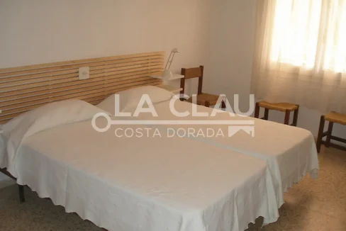Amplia Habitación Principal en Propiedad Frente al Mar Cambrils