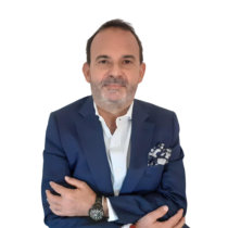 Antonio Rodríguez asesor inmobiliario La Clau Costa Dorada