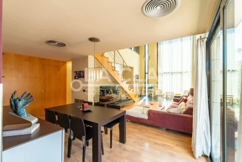 Elegancia y Confort: Residencia Exclusiva en el Corazón de El Vendrell