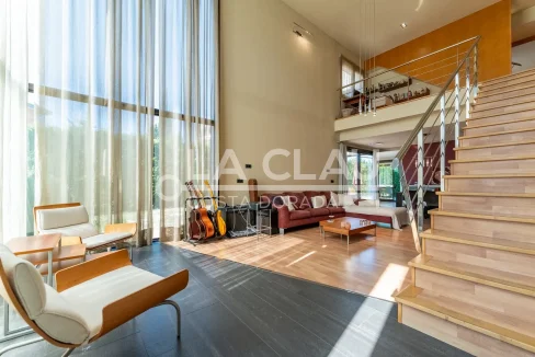 Elegancia y Confort: Residencia Exclusiva en el Corazón de El Vendrell