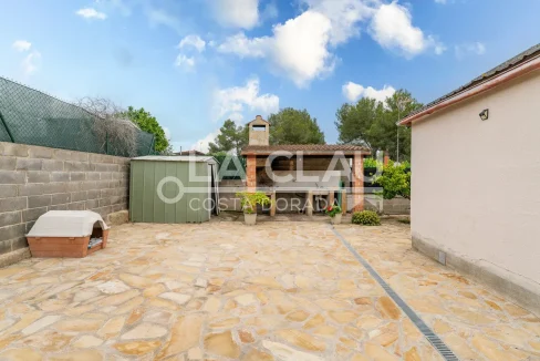 Terraza exterior del chalet en venta en Urbanización Esplai Tarragoní