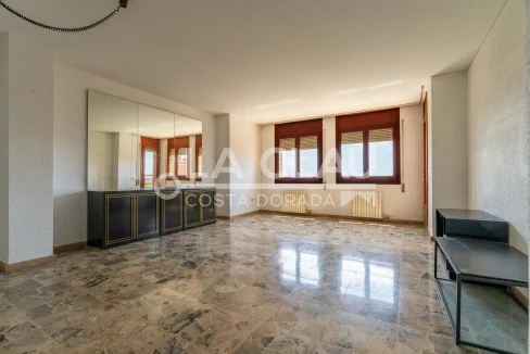 Piso en venta en la Plaza Pastoreta de Reus - Salón 1