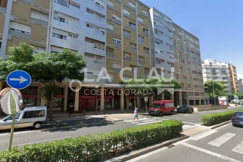 Despatx av. Catalunta - Tarragona