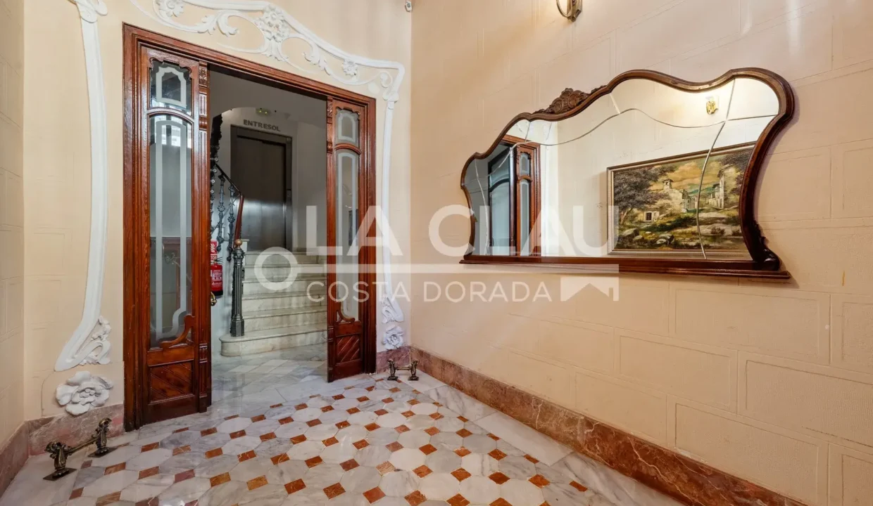 Reus - Martí Folguera 33-35_29